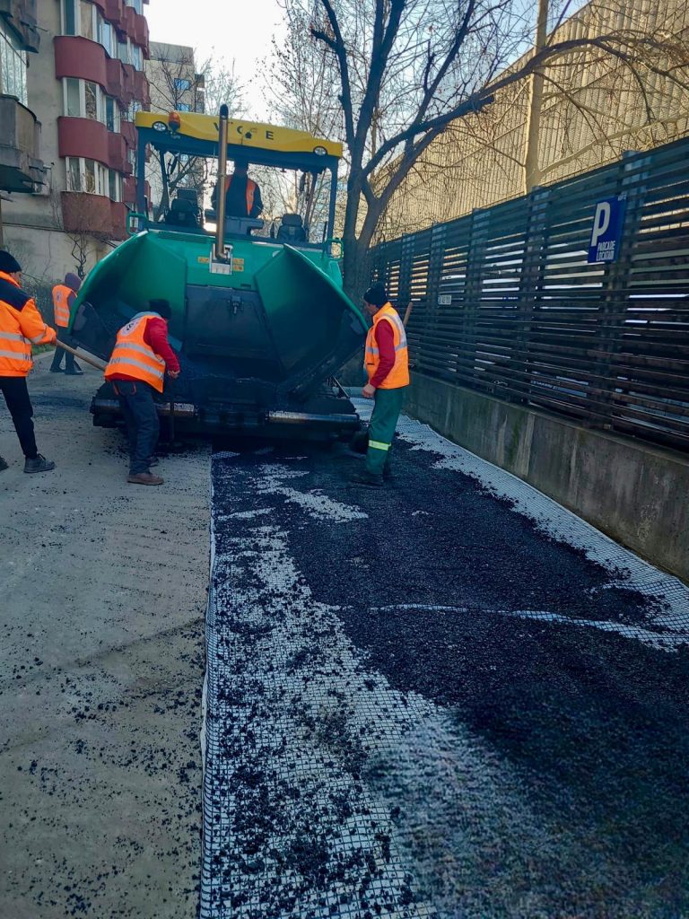 Infrastructură 5   Ne continuăm misiunea de modernizare a infrastructurii Sectorului 5. Am intervenit pe strada Buturugeni, asupra carosabilului, trotuarelor și parcărilor.