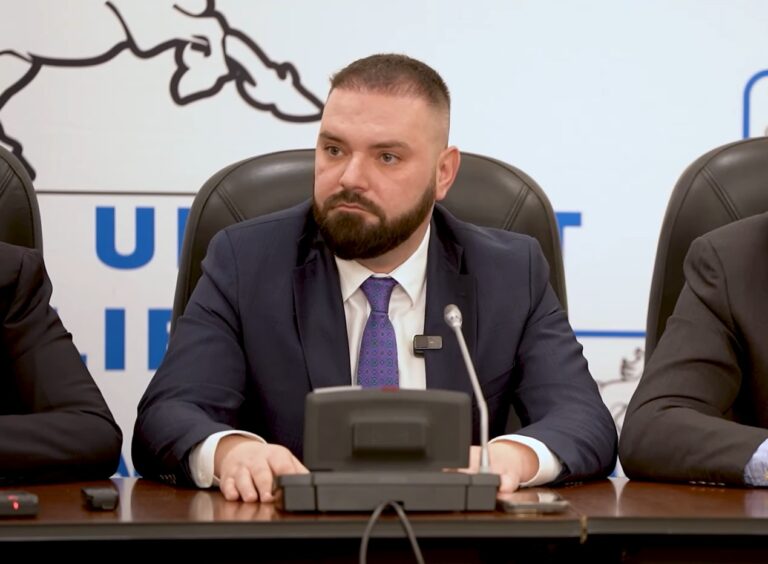 Info sector5 Vlad Popescu Piedone, primarul Sectorului 5, a inaugurat un centru de terapie dedicat copiilor diagnosticați cu tulburări din spectrul autist